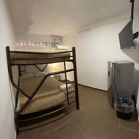Suites Apodaca Buitenkant foto