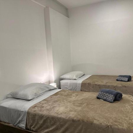 Suites Apodaca Buitenkant foto