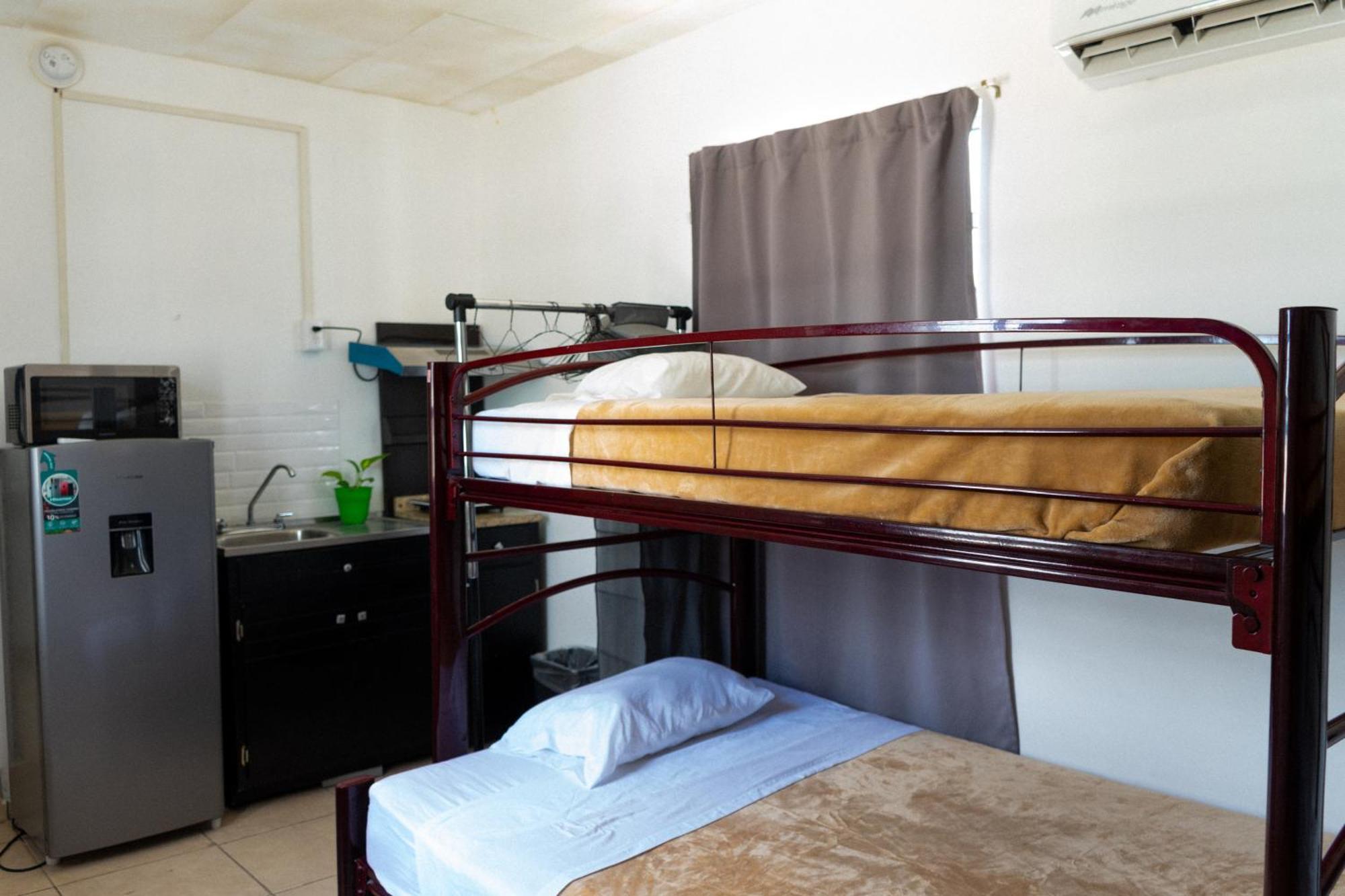 Suites Apodaca Buitenkant foto