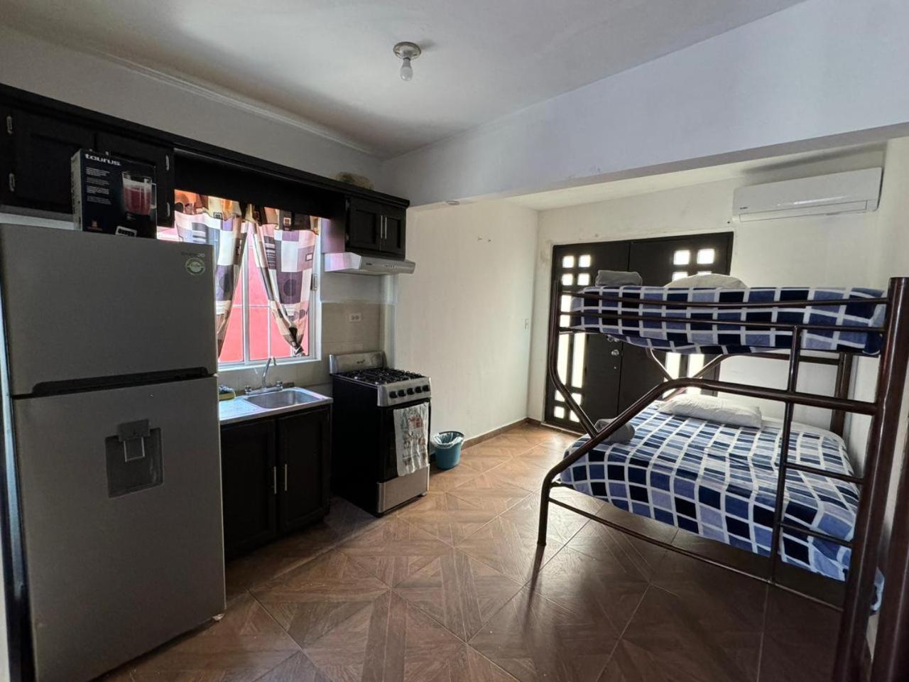 Suites Apodaca Buitenkant foto