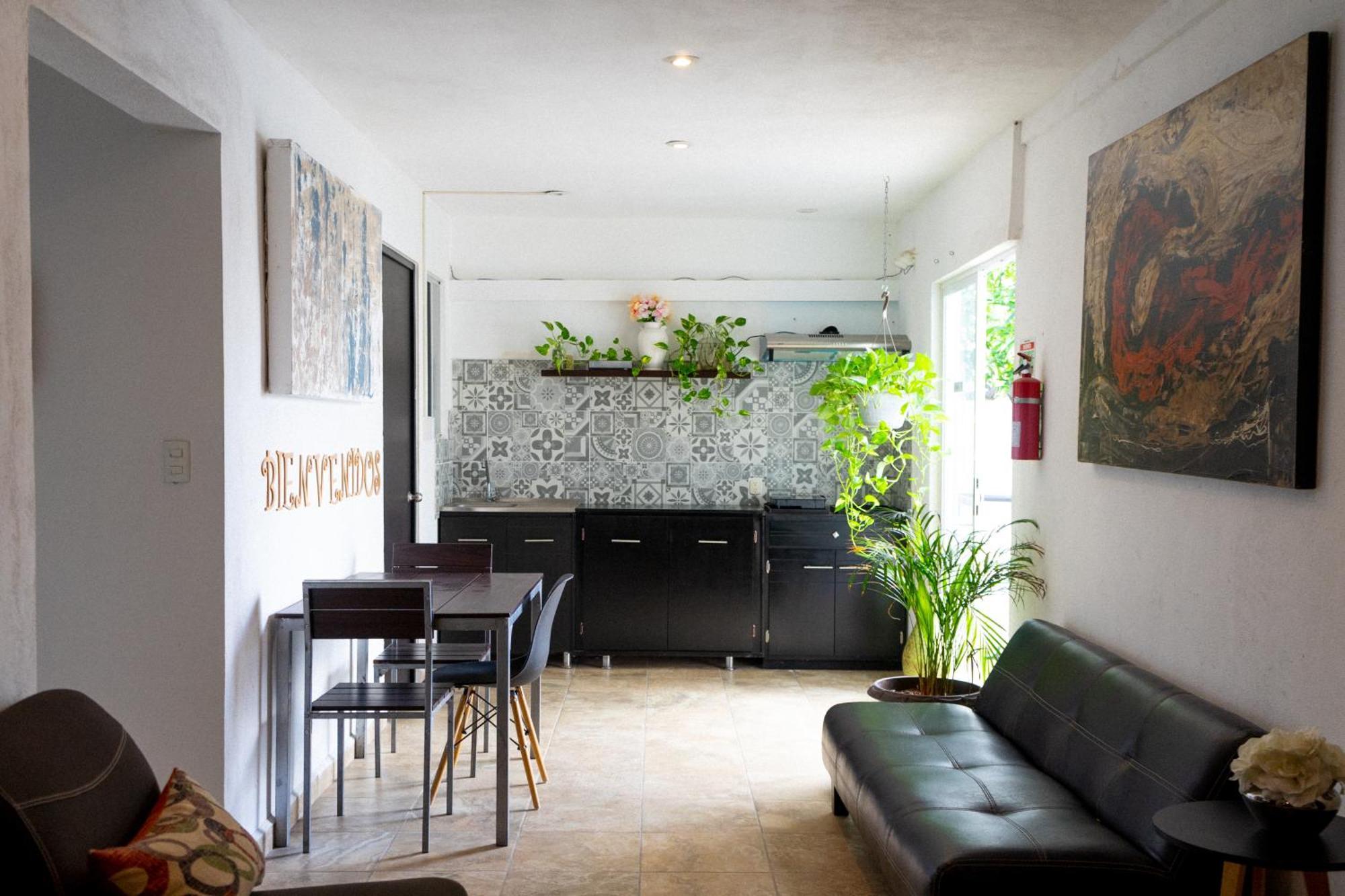 Suites Apodaca Buitenkant foto