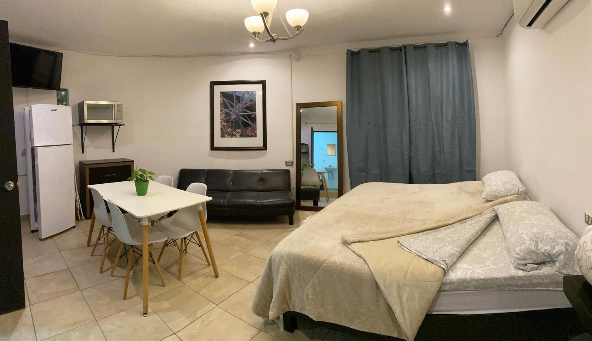 Suites Apodaca Buitenkant foto