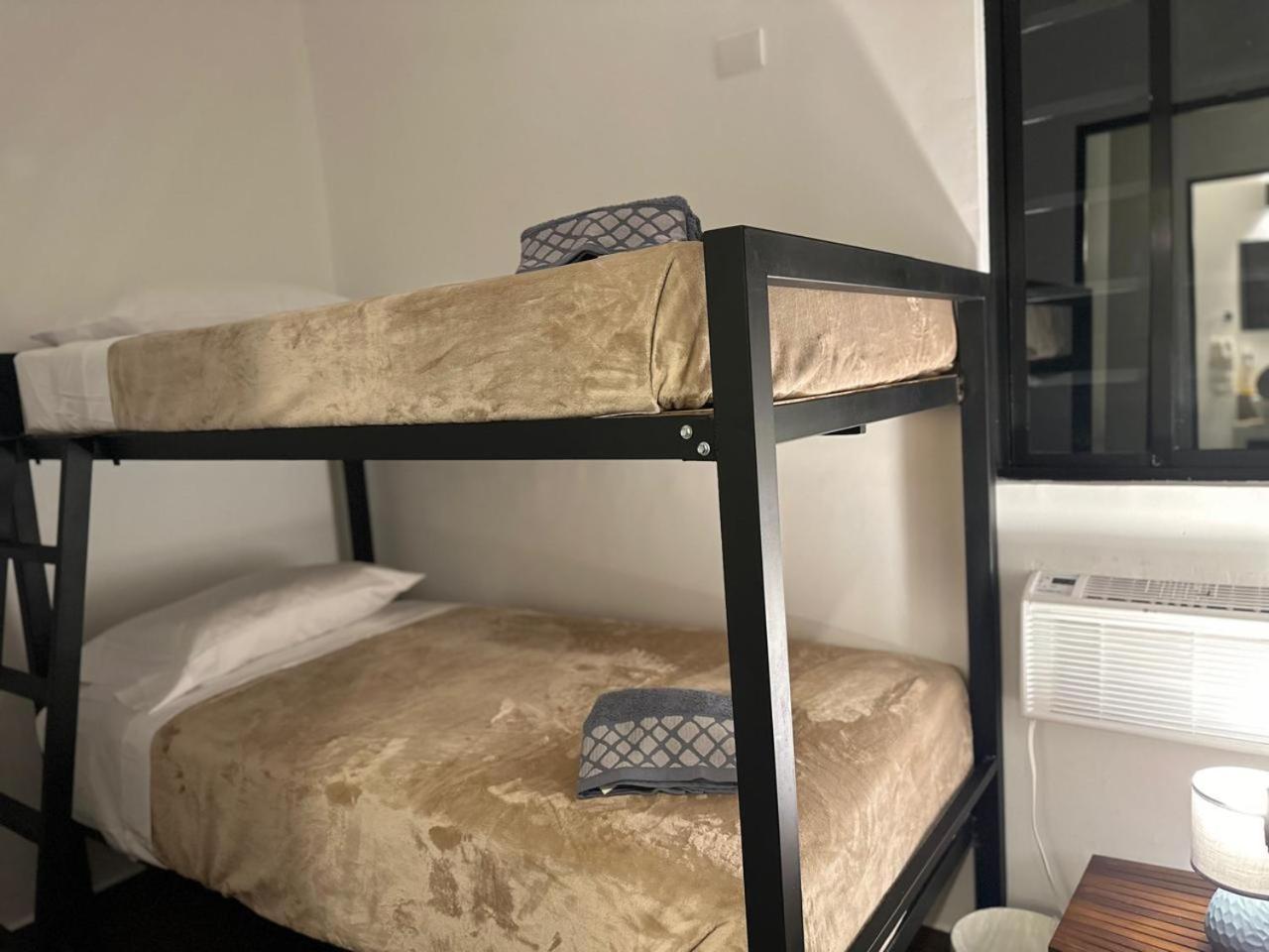 Suites Apodaca Buitenkant foto