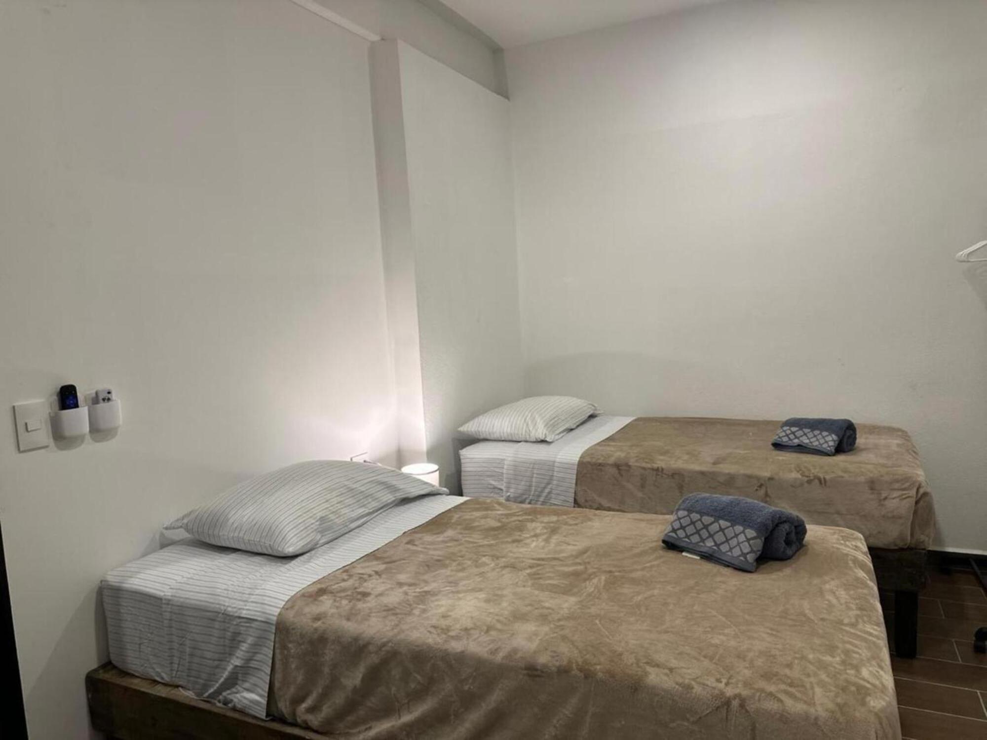 Suites Apodaca Buitenkant foto